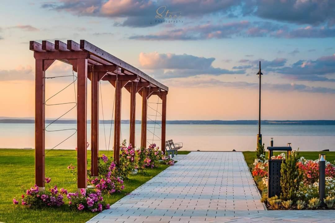 Best Silver Apartman Siofok Dış mekan fotoğraf